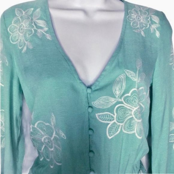 Chelsea & Violet Long Sleeve Embroidered Romper Sz XS - Picture 10 of 14